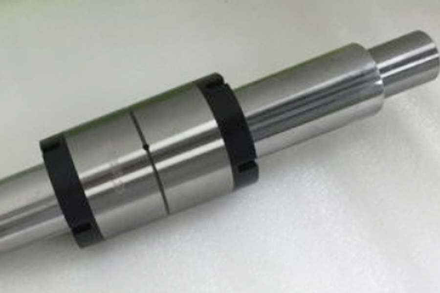 LG系列滾珠導(dǎo)軌和LZG系列滾柱導(dǎo)軌，區(qū)別在哪里？