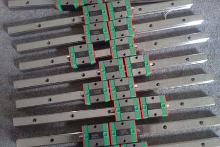  遇到不同規(guī)格型號的微型導軌怎么樣使用？