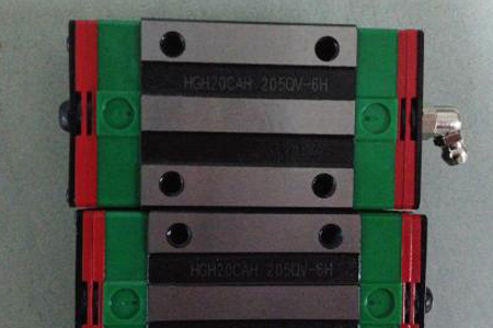 靜音式低組裝QE系列直線(xiàn)導(dǎo)軌精度等級(jí)對(duì)照表