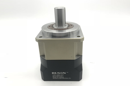 如何減少行星減速機內(nèi)部腔體的壓力？